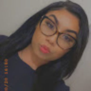 Meet your Posher, Julina